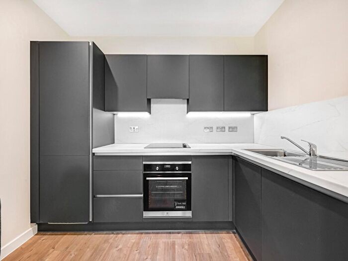 1 Bedroom Apartment To Rent In Blackhorse View, Forest Road, Walthamstow, E17