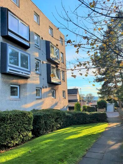 2 Bedroom Flat To Rent In Dalcraig Crescent, Dundee DD4