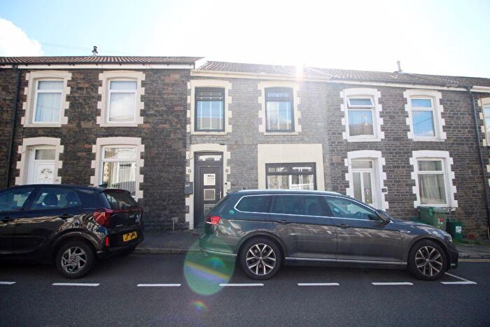 3 Bedroom Terraced House For Sale In Pencerrig Street, Graigwen, Pontypridd, CF37