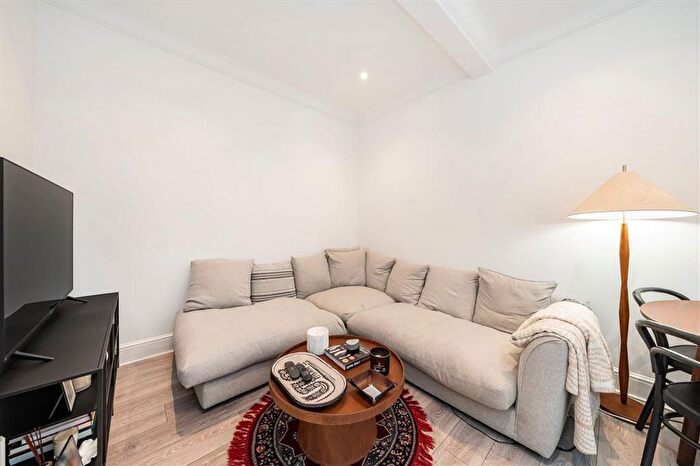 1 Bedroom Property To Rent In Thurloe Place Mews, South Kensington, SW7