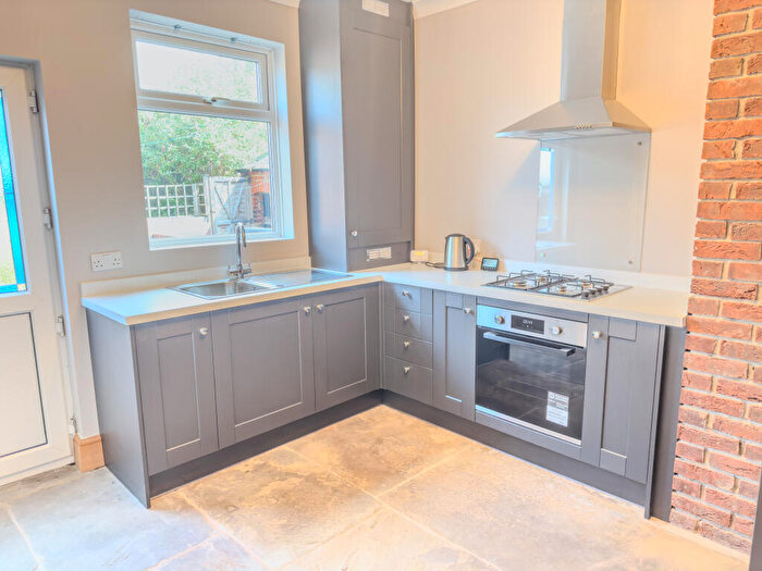 2 Bedroom Cottage To Rent In Beulah Terrace, Crossgates, Leeds, LS15