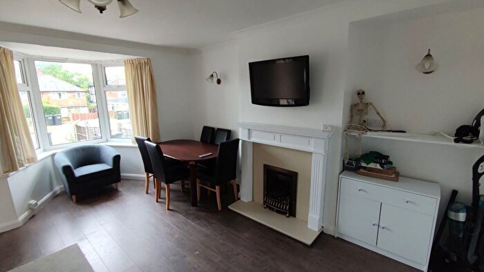 6 Bedroom Property To Rent In Poole Crescent, Harborne, Birmingham, B17