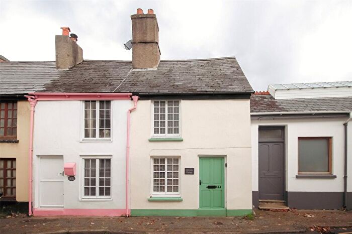 2 Bedroom Terraced House To Rent In Torrington Street, Bideford, EX39