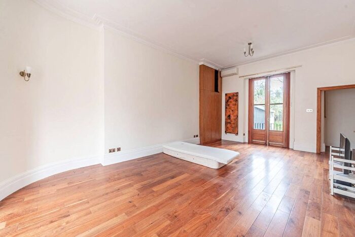 4 Bedroom Flat To Rent In London Road, Harrow On The Hill, Harrow, HA1