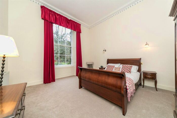1 Bedroom Property To Rent In Great King Street, Edinburgh, EH3
