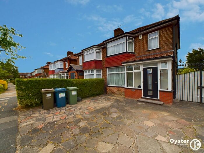 3 Bedroom Semi-Detached House To Rent In Ladycroft Walk, Stanmore, HA7