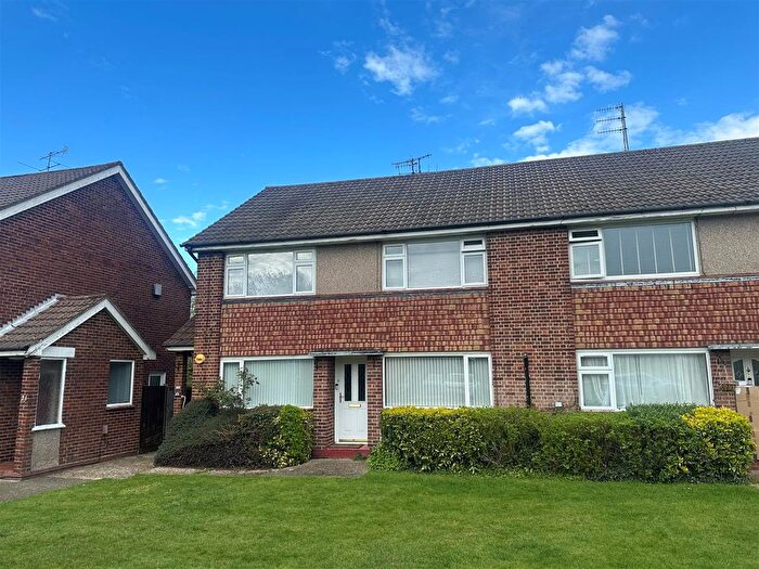 2 Bedroom Property To Rent In Pentland Road, Bushey, WD23