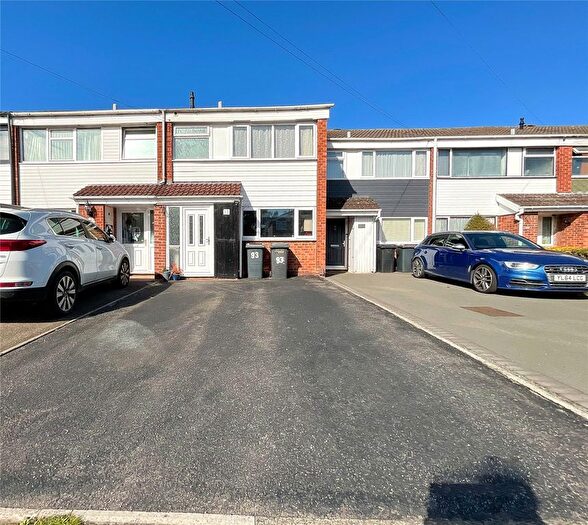 3 Bedroom Terraced House For Sale In Portland Drive, Nuneaton, Warwickshire, CV10