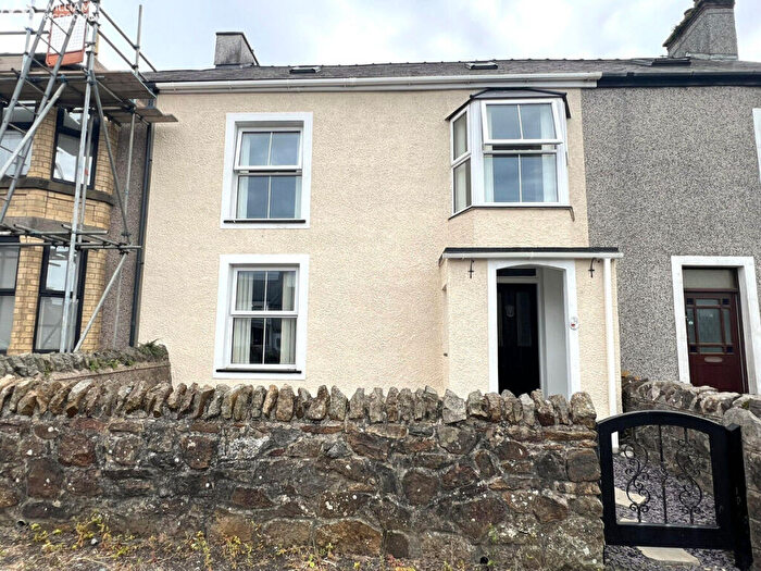 3 Bedroom Terraced House For Sale In High Street, Stamp House, Llanerchymedd, Anglesey, LL71