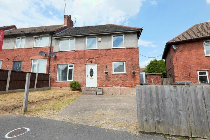 3 Bedroom Terraced House To Rent In North Crescent, Duckmanton, Chesterfield, S44