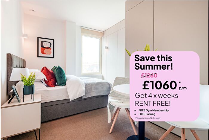 Studio To Rent In Staines Road, Hounslow, TW3