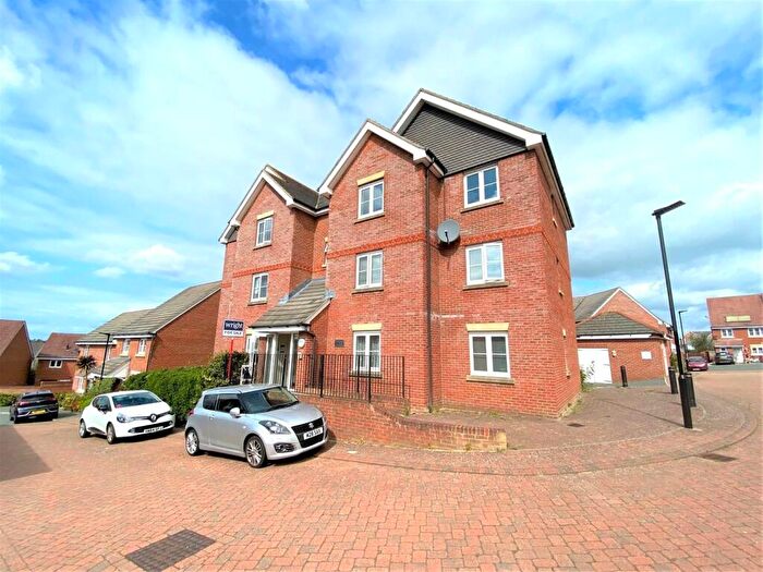 1 Bedroom Flat For Sale In Haven Close, East Cowes, PO32