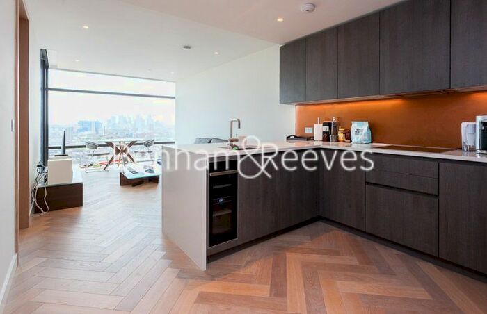 1 Bedroom Flat To Rent In Principal Tower, City, EC2A