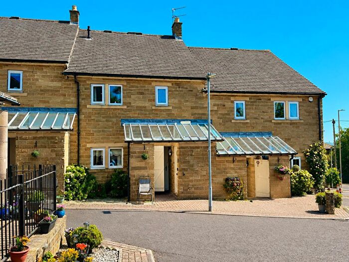 1 Bedroom Flat For Sale In Highdale Croft, Idle, Bradford, BD10