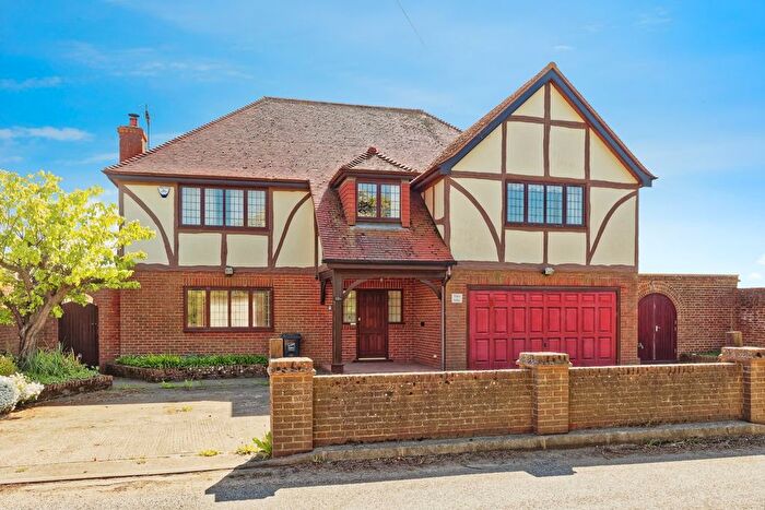 5 Bedroom Detached House For Sale In Monkton Road, Minster, Ramsgate, Kent, CT12