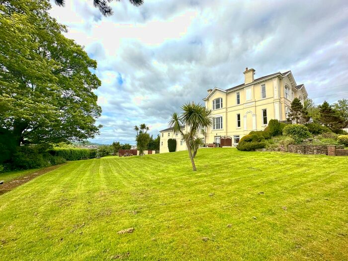 1 Bedroom Flat To Rent In Higher Warberry Road, Torquay, TQ1