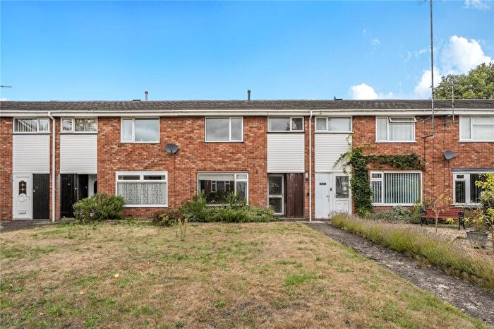 3 Bedroom Terraced House For Sale In The Oaklands, Kidderminster, Worcestershire, DY10