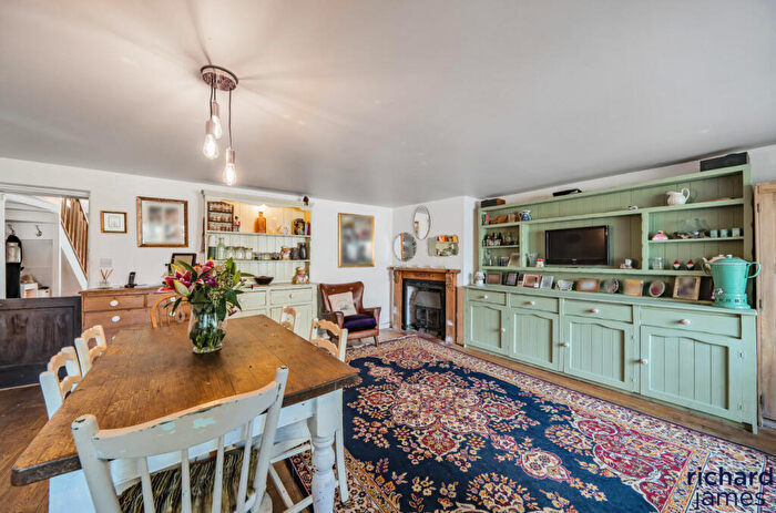 3 Bedroom Terraced House For Sale In Marlborough Road, Wroughton, Swindon, SN4