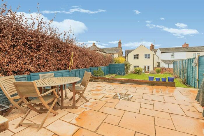 3 Bedroom Detached House For Sale In Main Street, Chackmore, Buckingham, MK18