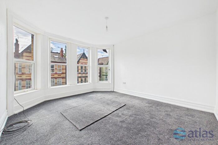 1 Bedroom Apartment To Rent In Howard Drive, Aigburth, L19