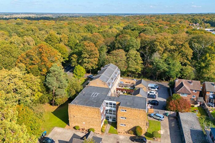 2 Bedroom Flat For Sale In The Plain, Epping, CM16