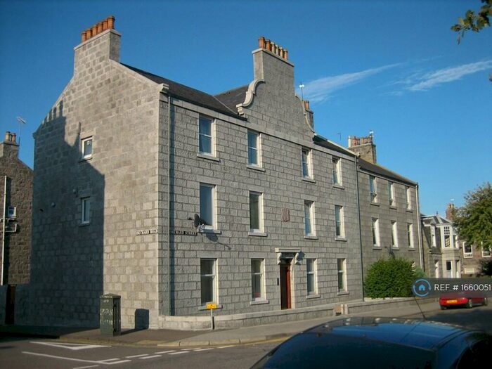 3 Bedroom Flat To Rent In Orchard Street, Aberdeen, AB24