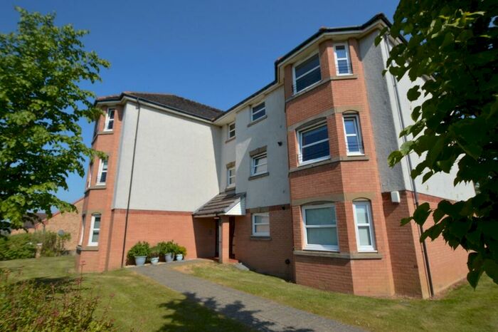 2 Bedroom Flat To Rent In Fieldfare View, Dunfermline, KY11