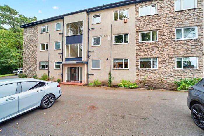 2 Bedroom Flat For Sale In Peveril Court, Rutherglen, Glasgow, G73