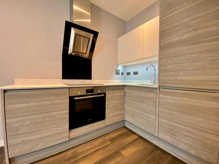 1 Bedroom Apartment To Rent In Clifton House, Brants Bridge, Bracknell, RG12