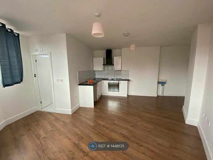 Studio To Rent In Central House, Leicester, LE1