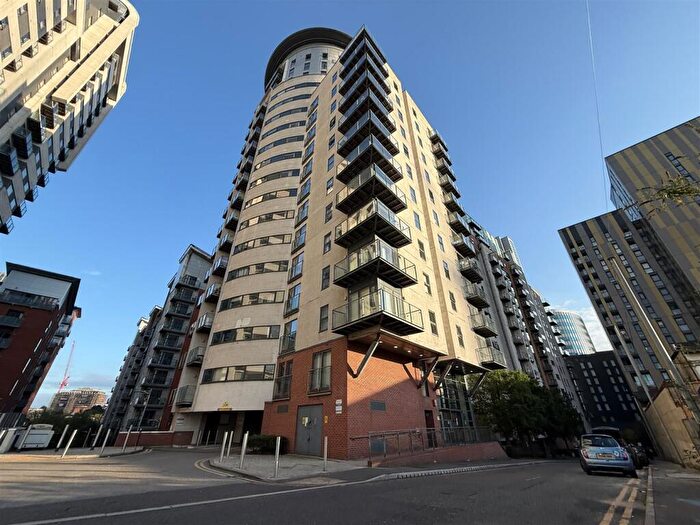 1 Bedroom Apartment For Sale In Fernie Street, Manchester, M4