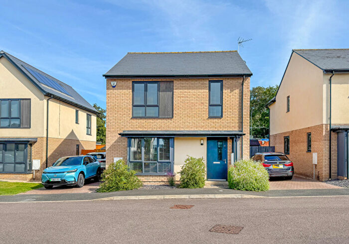 4 Bedroom Detached House For Sale In Fitzwilliam Close, Newmarket, CB8