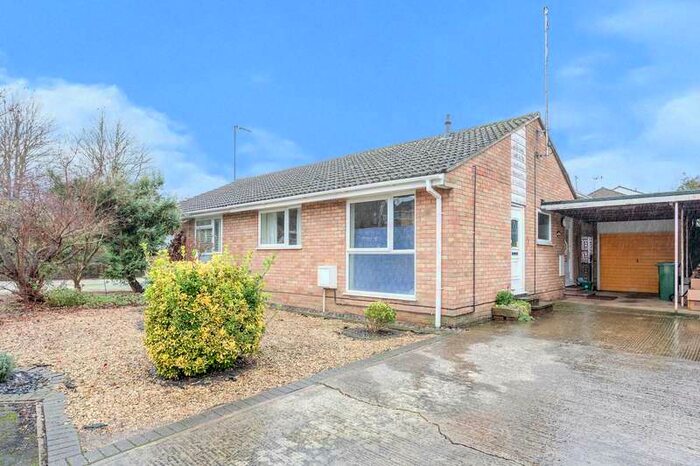 2 Bedroom Bungalow To Rent In Gilbert Scott Road, Buckingham, MK18