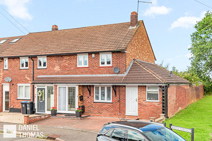 2 Bedroom End Of Terrace House For Sale In Daniel Thomas | Amesbury, Waltham Abbey, EN9