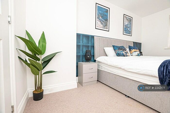 4 Bedroom Semi-Detached House To Rent In Deansleigh, Lincoln, LN1