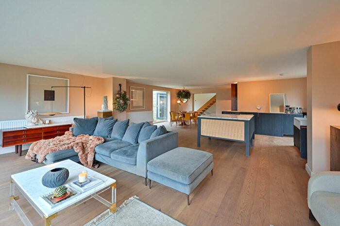 3 Bedroom Detached House For Sale In Millscroft, Hognaston, DE6