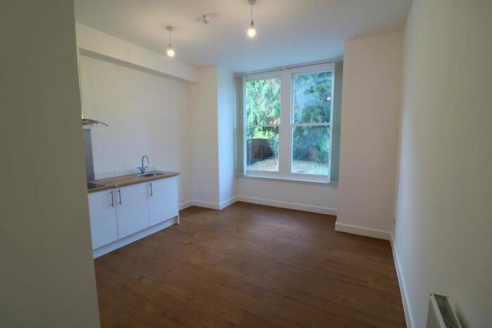 1 Bedroom Studio To Rent In Kingston Road, Teddington, TW11