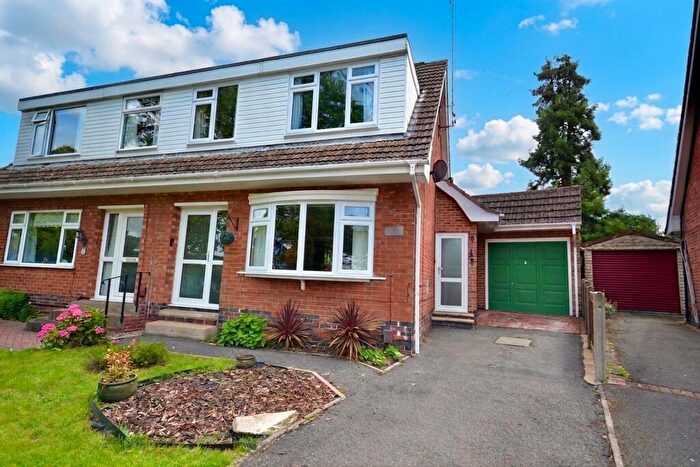 3 Bedroom Semi-Detached House For Sale In Belvoir Way, Shepshed, LE12