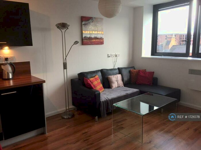 1 Bedroom Flat To Rent In Mann Island, Liverpool, L3