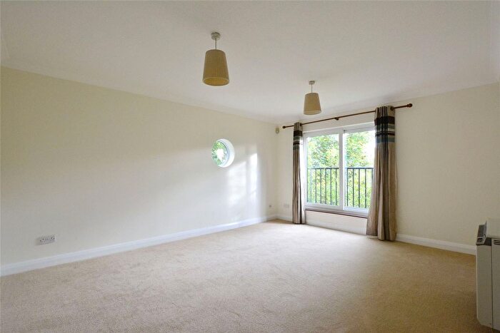 1 Bedroom Flat To Rent In St Josephs Vale, Blackheath, London, SE3