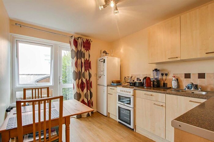 1 Bedroom Apartment To Rent In Thane Court, Stantonbury, MK14