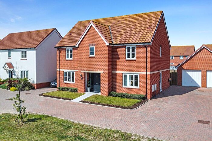 4 Bedroom Detached House To Rent In Rye Way, Kirby Cross, Frinton-On-Sea, CO13