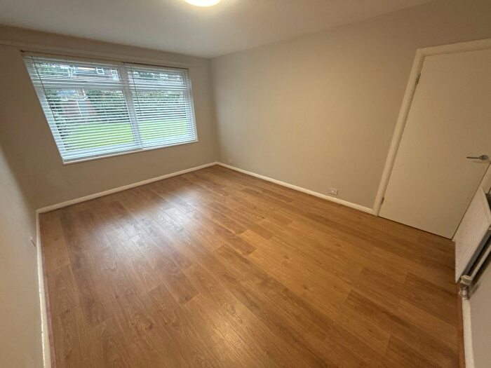 2 Bedroom Flat To Rent In Wellington Road, Enfield, EN1