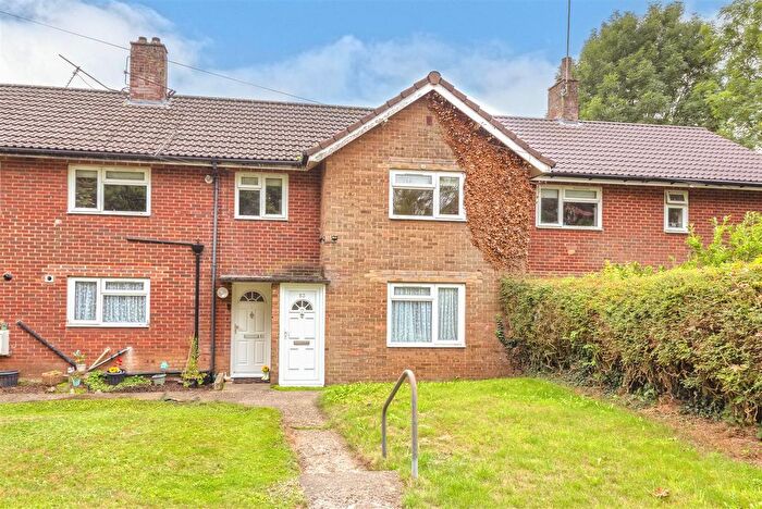 2 Bedroom Maisonette For Sale In Fairfield Road, Borough Green, TN15