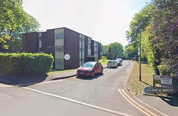 2 Bedroom Flat To Rent In New Colebrooke Court, Carshalton, SM5