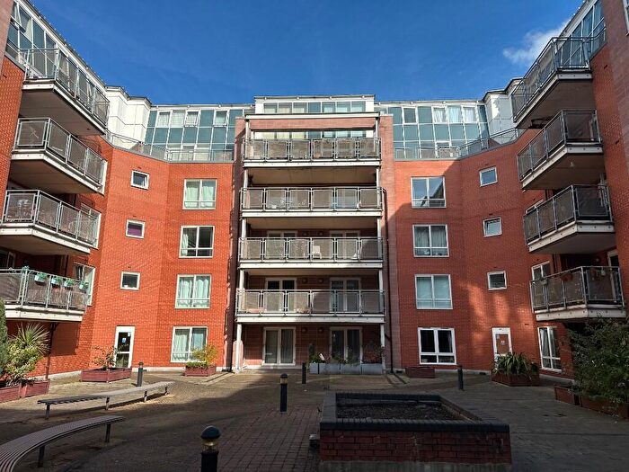 2 Bedroom Apartment To Rent In Heritage Court, Warstone Lane, Jewellery Quarter, Birmingham, B18