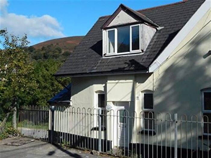 2 Bedroom End Of Terrace House To Rent In Alma Street, Abertillery, NP13