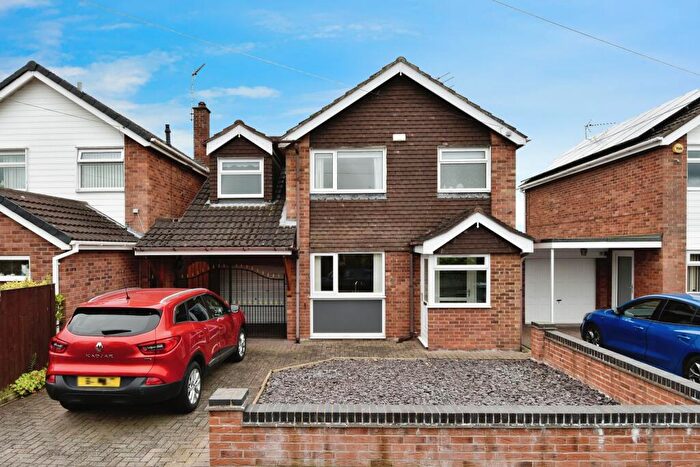 3 Bedroom Detached House For Sale In Dunwood Drive, Church Lawton, ST7