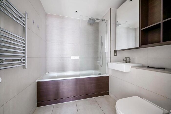 Apartment For Sale In Hale Works Apartment, N17