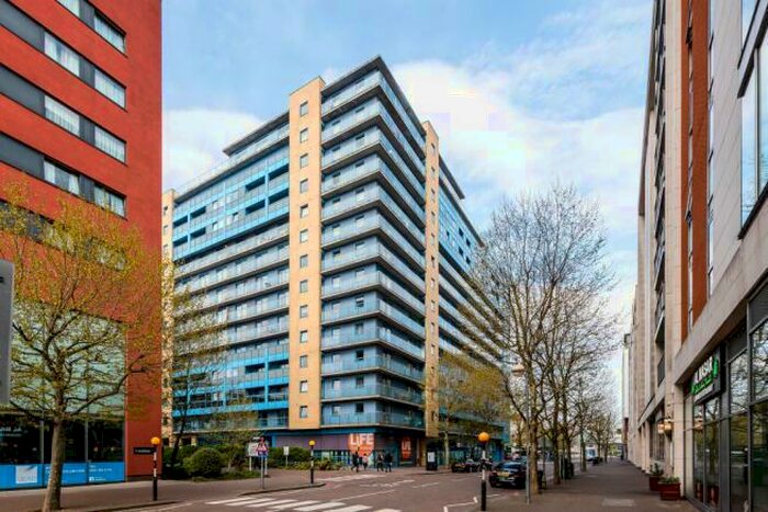 2 Bedroom Apartment To Rent In Westgate Apartments, Western Gateway, Royal Victoria Docks, London, E16